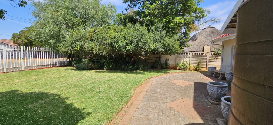 3 Bedroom Property for Sale in Carters Glen Northern Cape